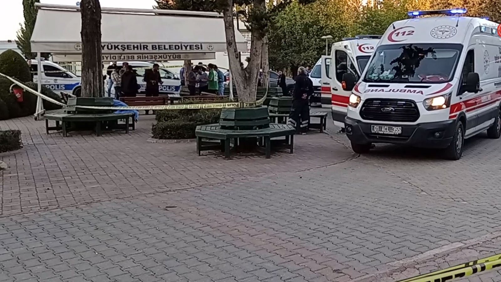 Adana’da anne ve iki kızı mezarlıkta öldürüldü